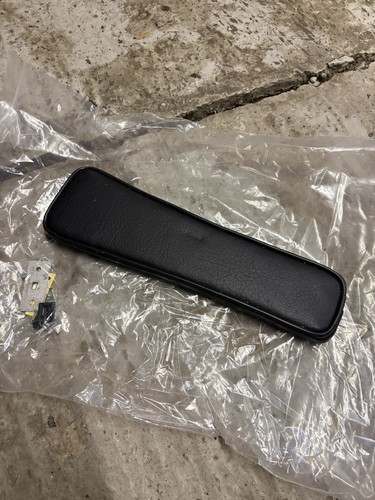 Mgb armrest centre console - armrest/centre, lid