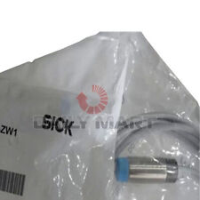 New   IM30-15NAS-ZW1