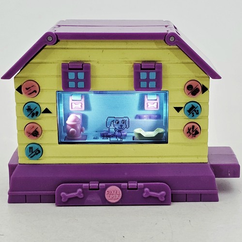 Handheld pixel chix - handheld, dog