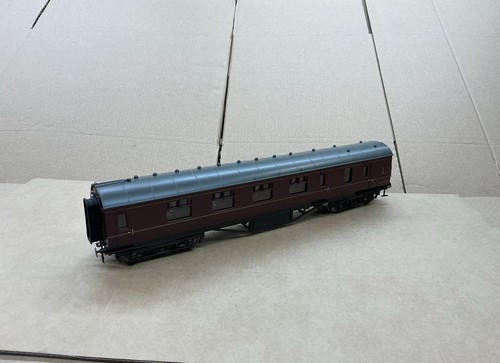Mth gauge passenger coach - o,