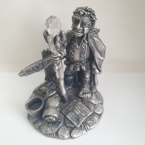 Tudor mint bilbo baggins - tudor, "bilbo