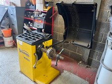 Bradbury Wheel Balancer WC5521i USED
