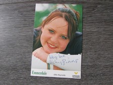 Vicky Binns as Ollie Reynolds