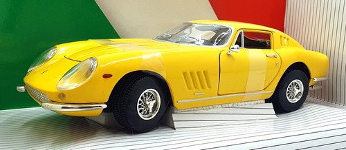 Ertl 7378 1966 ferrari - 1/18,