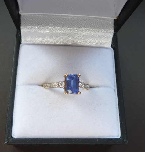 Rocks aaa tanzanite and - &,