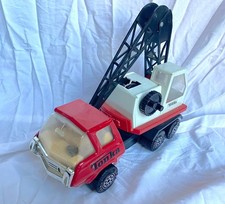 Vintage Tonka Toy Crane Lorry Die cast Truck in Red