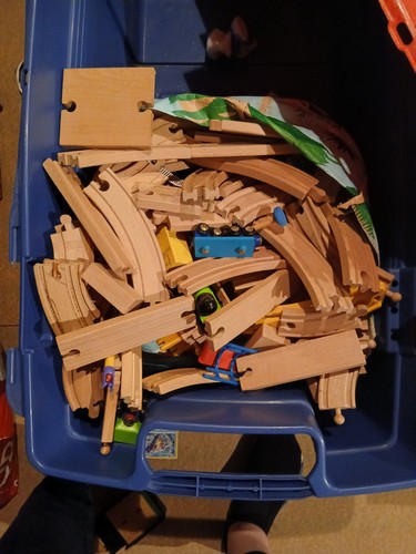 Mixed track job - lot, with