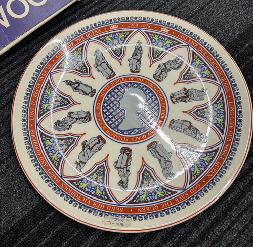 Vintage wedgwood plate - vintage,