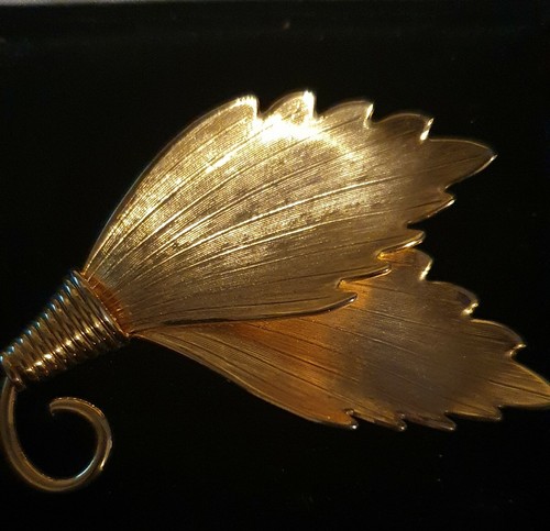 Rare vintage leaf theme - leaf, gold