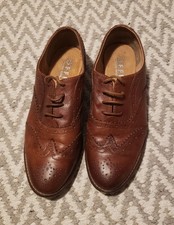 Brown Leather Brogues –