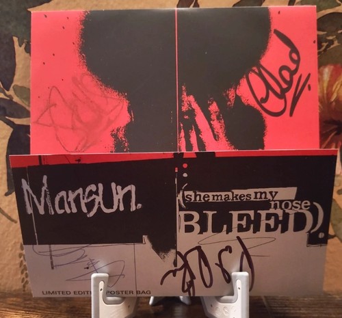 Mansun she makes nose bleed - she,