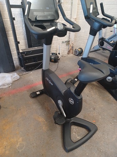 Life fitness platinum club - life,