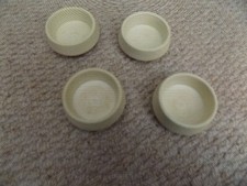 VINTAGE CASTOR CUPS Matching white X4 Hard plastic
