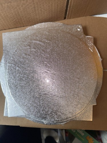 Huge cake decorating - huge, &