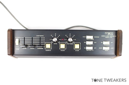 Moog sample and hold model - sample,