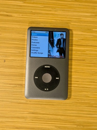 Grey apple ipod - 1b,