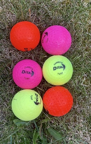 Field hockey balls coloured - hockey, balls.