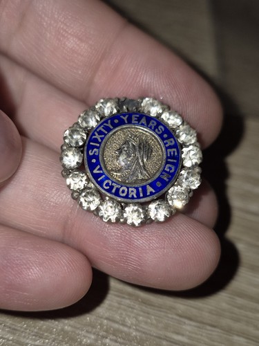 Queen victoria commemorative - queen,