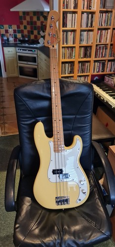 Fender player precision bass - precision,