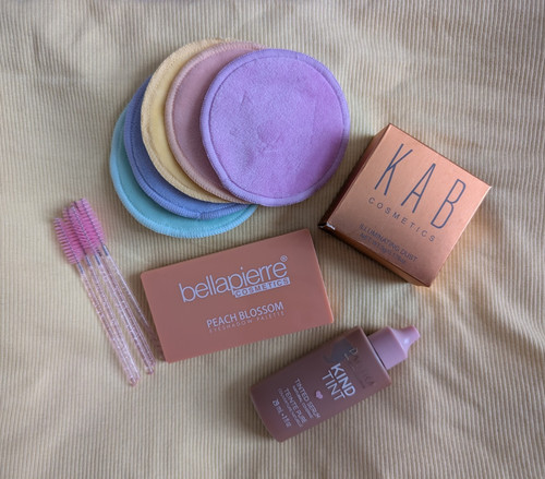 Mixed brands makeup - brands, lot