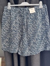 Ladies M&S Shorts size 14BNWT
