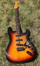 1991 Fender Japan Stratocaster - Sunburst