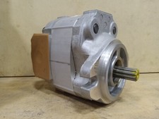 Komatsu Zenoah hydraulic pump