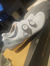 Shimano S-Phyre RC903 White Road Bicycle Shoes ladies size 7 brand new