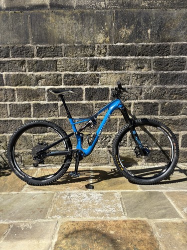 Specialized stunt jumper