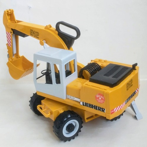 Large bruder liebherr 912 - bruder,