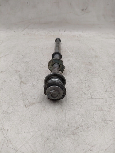 Rear wheel pin - wheel, honda