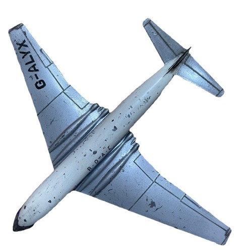 Dinky toys 702 comet - ,