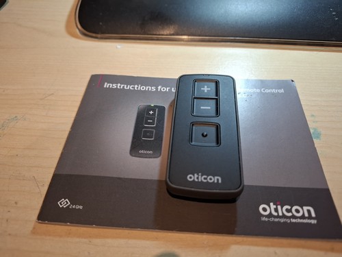 Oticon remote control with - control, 3