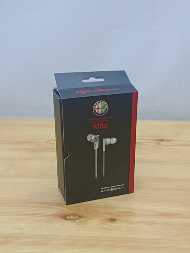 Vintage alfa romeo mito - mito, black