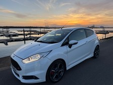 *2013 FORD FIESTA FULL ST REPLICA! WHITE! 1.0 TITANIUM ECOBOOST! LOW MILEAGE!*