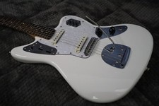 Fender Squire Jaguar Classic