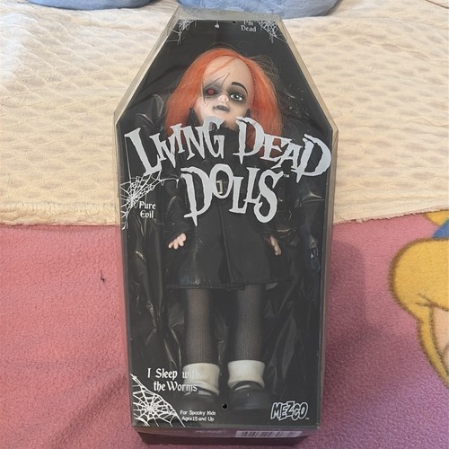Living dead doll - living, 13