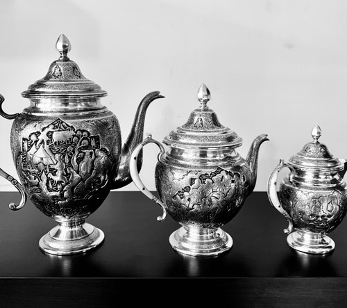 Stunning antique hand engraved - stunning,