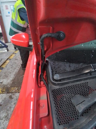 Bonnet hinge volkswagen - rh,