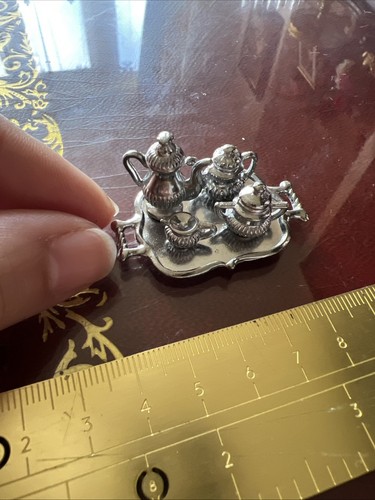 Metal doll house - metal,