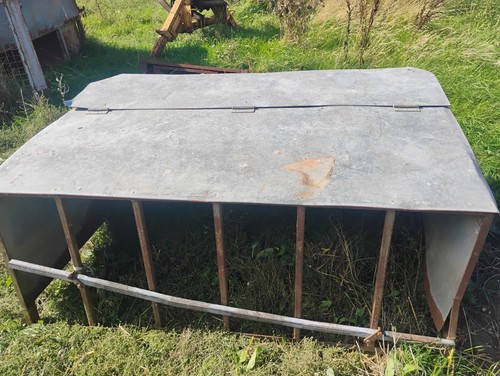Lamb creep feeder - lamb,