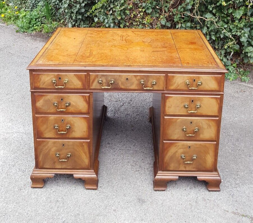 Antique mahogany pedestal desk - antique,