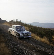 Peter Gelder and Ray Hunt Ford