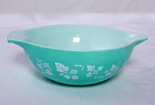 Pyrex Vintage Gooseberry Pattern Bowl Opal Turquoise Blue/Green/White 26.5 x 33