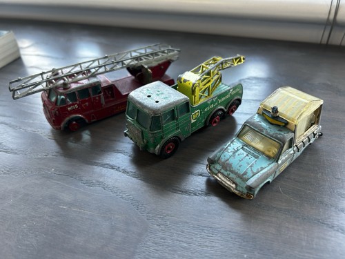 Vintage metal matchbox corgi - matchbox,