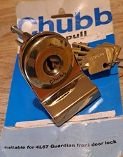 CHUBB 4L67 FRONT ENTRANCE DOOR