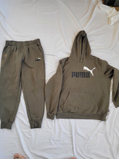 puma tracksuit size large.