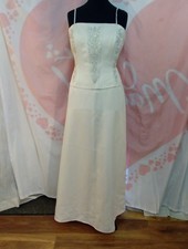 Wedding dress size 20 ivory