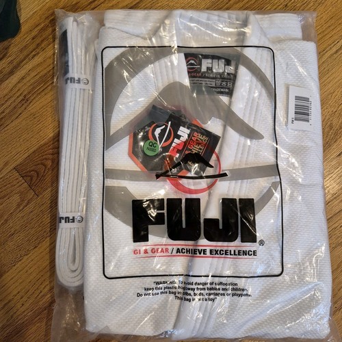 Nwt fuji gear kimono - gear,