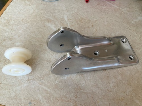 Bow roller boat - ys,
